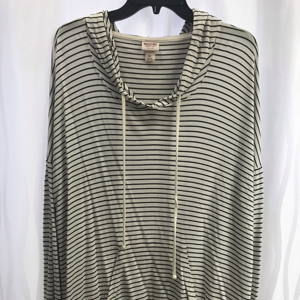 Long sleeve hoodie